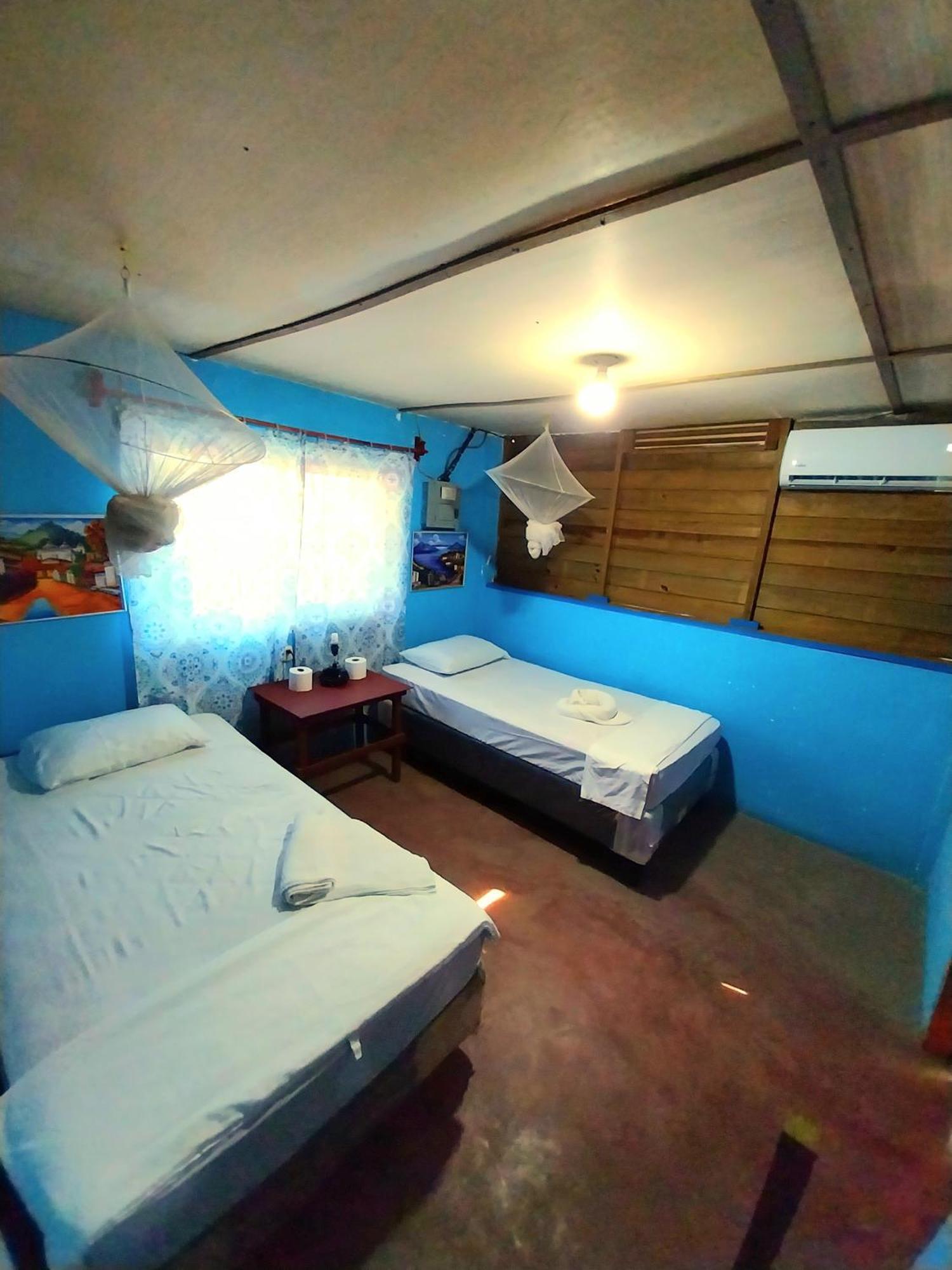 Bedrooms Where Charlie El Paredón Buena Vista エクステリア 写真